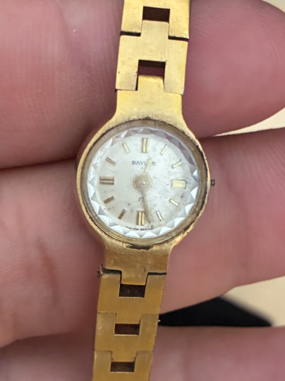 Bayliner Gold-Tone Ladies Wristwatch - Gold and White